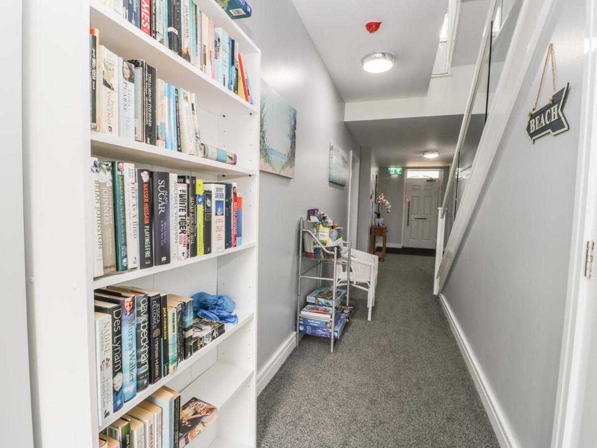 Manor Heath Apartment 4 Скарбъро Екстериор снимка